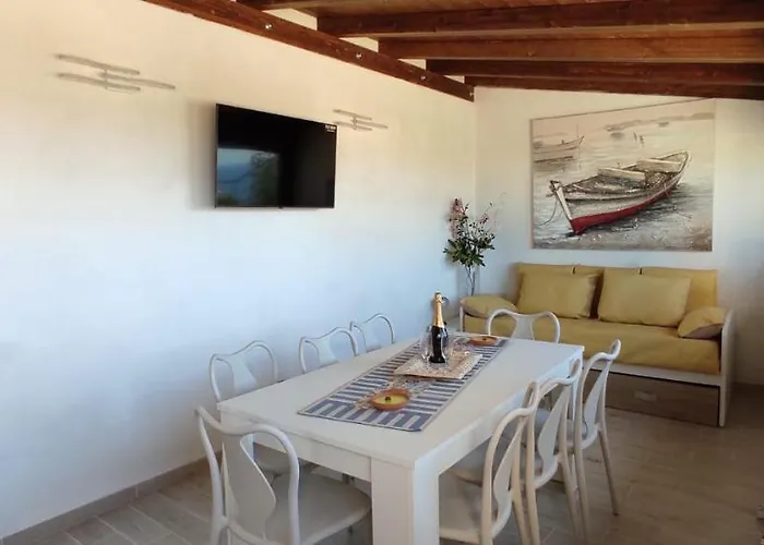 Lucia's Garden Apartament Cefalù